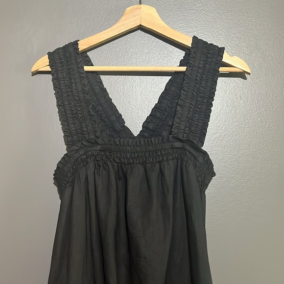 Everlane The Smocked Linen Dress - Picture 6 of 14